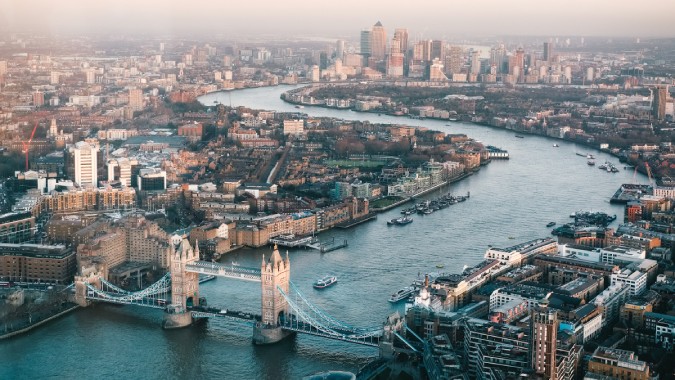 Tower Bridge in London - image by Benjamin Davies on Unsplash https://unsplash.com/@bendavisual