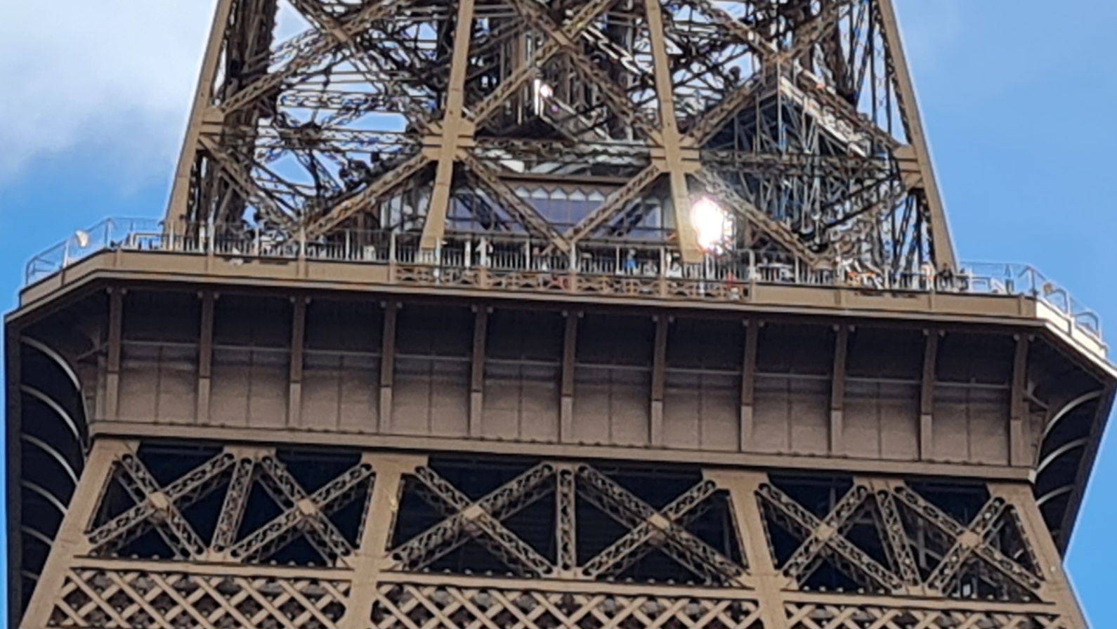 Eiffel Tower, Paris, France Eiffel Tower, Paris, France