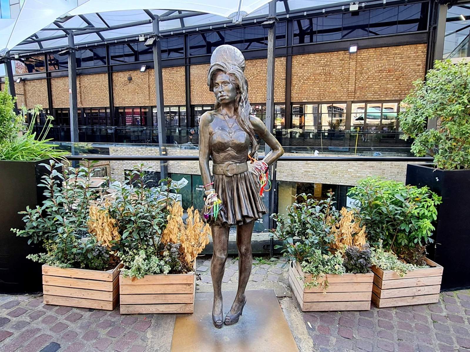 Amy Winehouse statue at Camden market