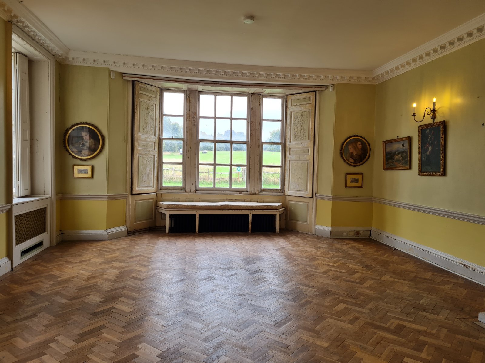 West Horsley Place - Button House (BBC Ghosts) West Horsley Place - Button House (BBC Ghosts)