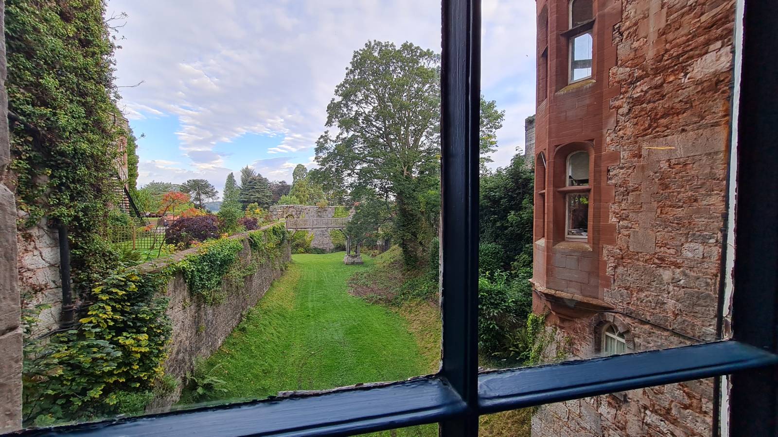 Ruthin Castle, Wales