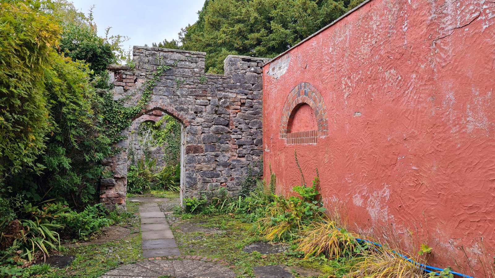 Ruthin Castle, Wales