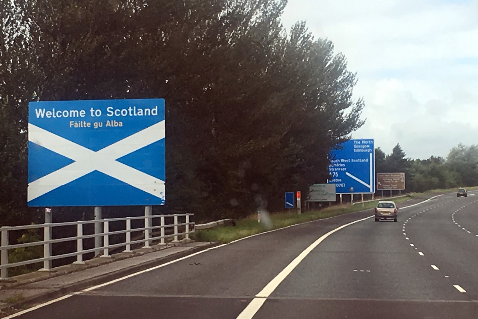 Welcome to Scotland sign at Gretna by David Jones on Flickr https://www.flickr.com/photos/davidcjones/35068543575/in/photostream/