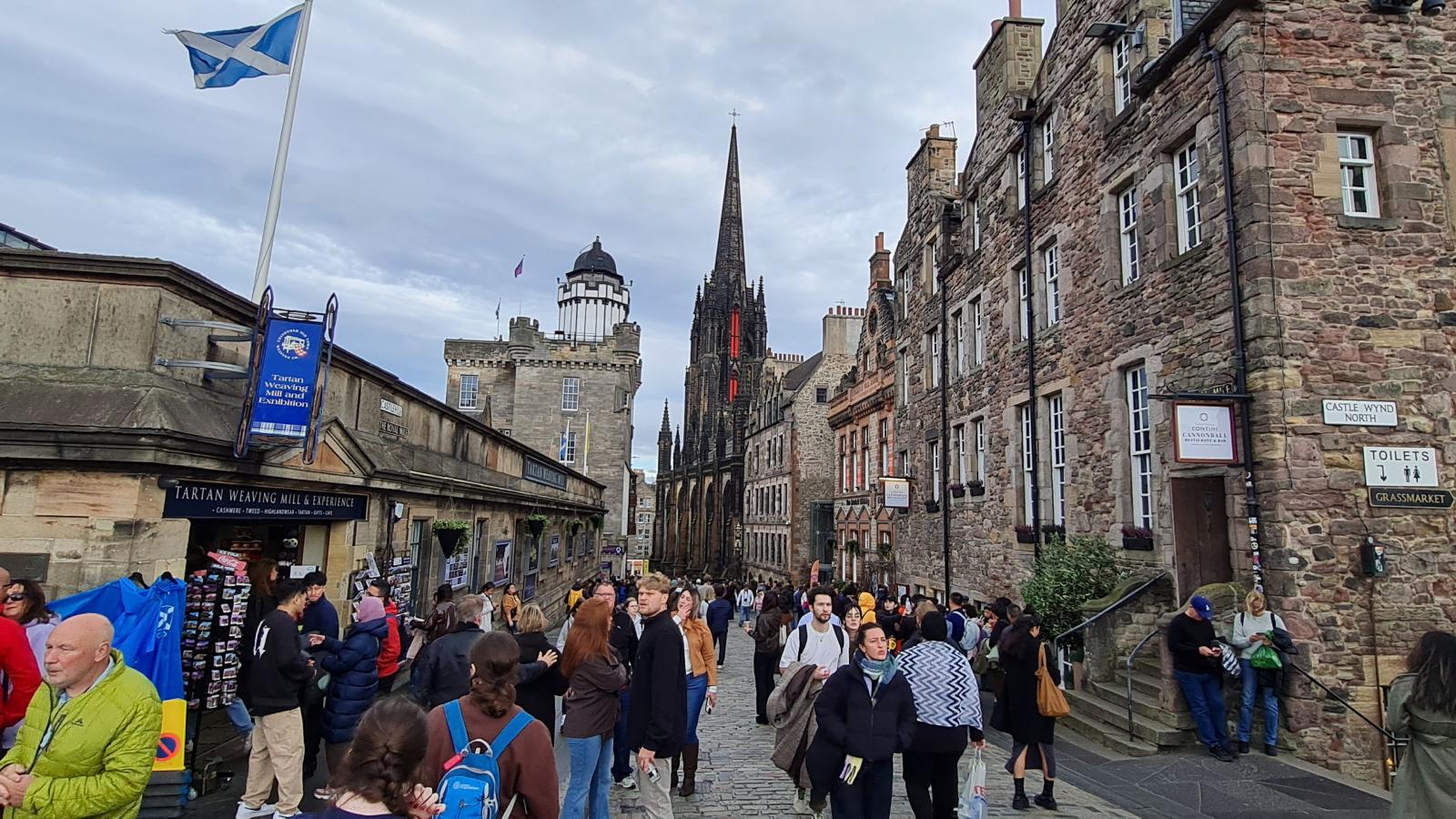 The Royal Mile, Edinburgh, Scotland The Royal Mile, Edinburgh, Scotland