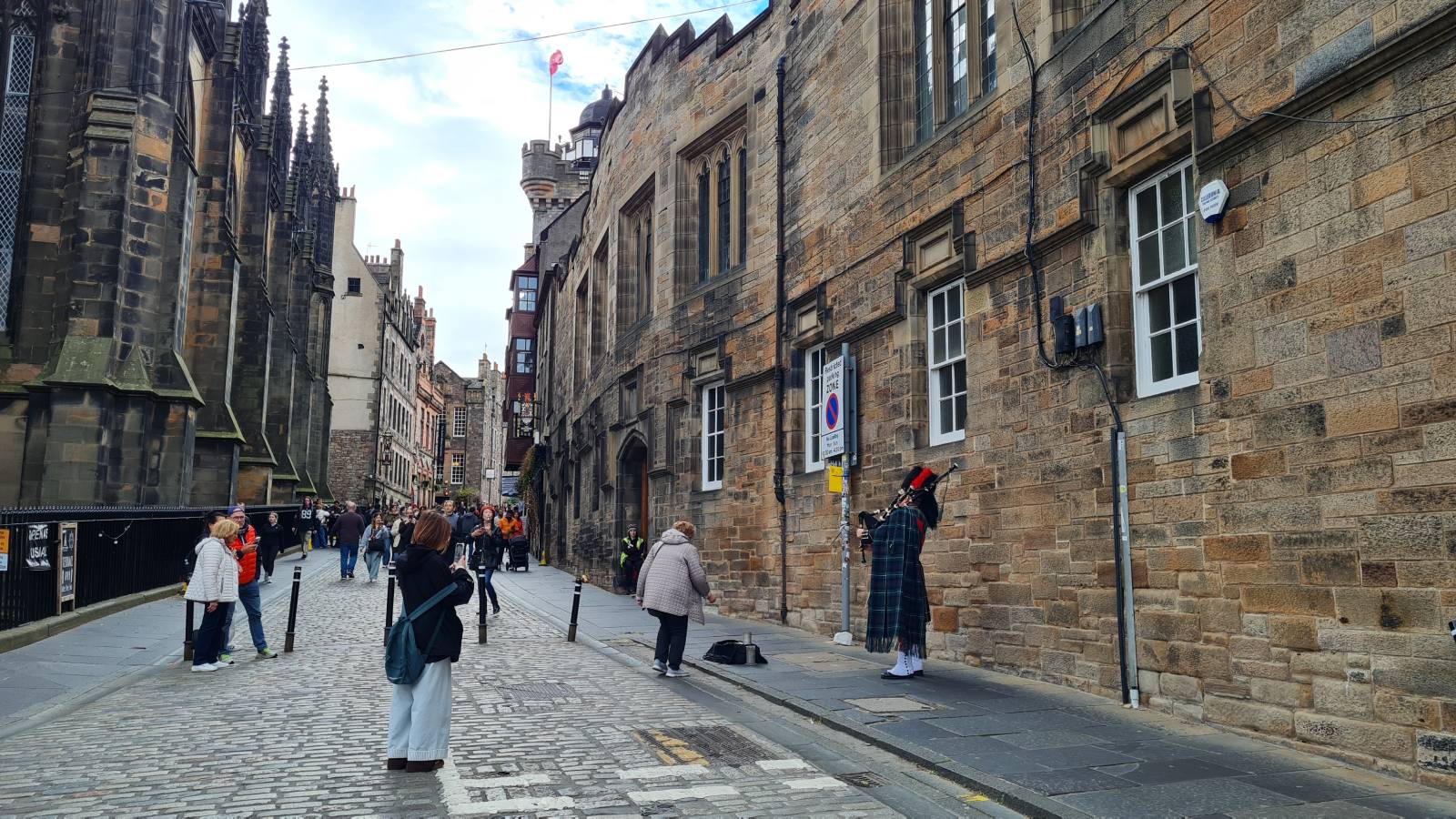 The Royal Mile, Edinburgh, Scotland The Royal Mile, Edinburgh, Scotland