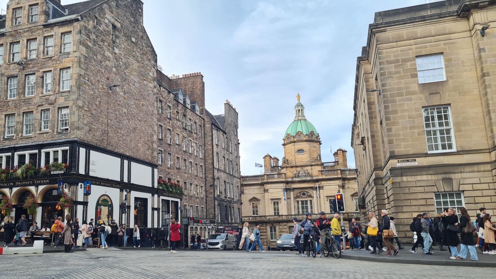The Royal Mile, Edinburgh, Scotland The Royal Mile, Edinburgh, Scotland