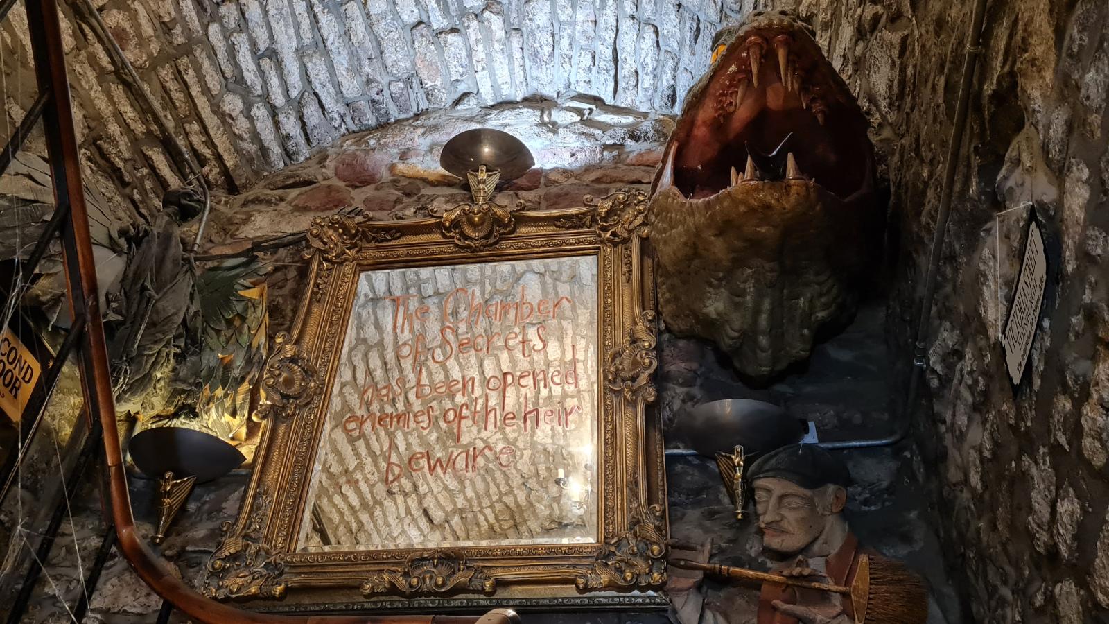 Museum Context, Victoria Street, Edinburgh, Scotland