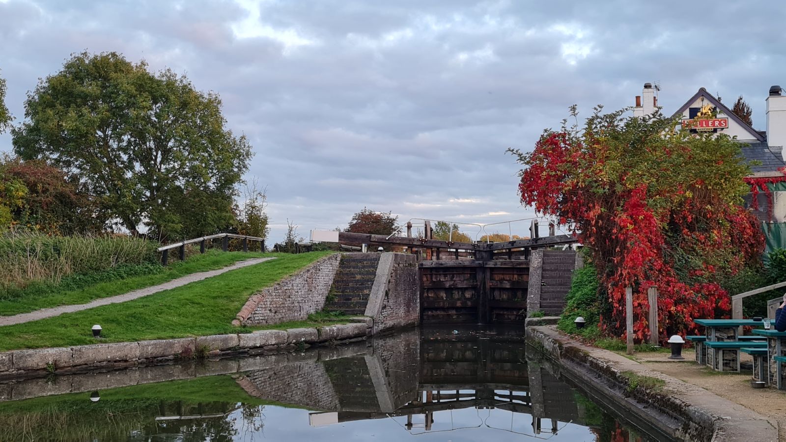 The Grove Lock, England