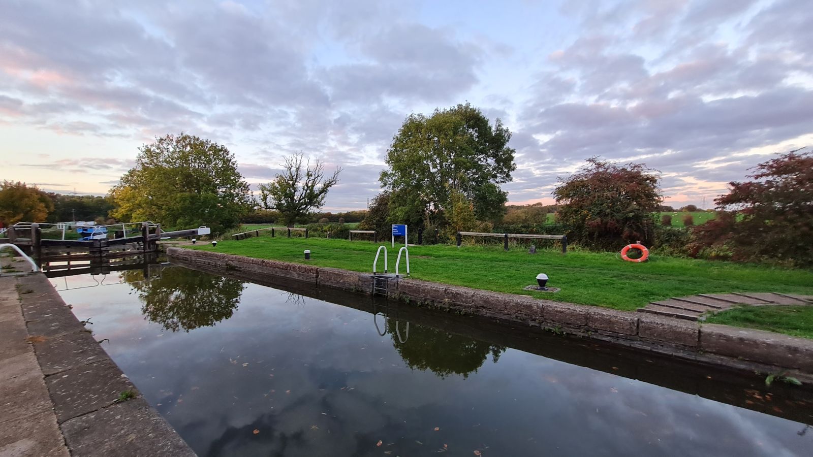 The Grove Lock, England