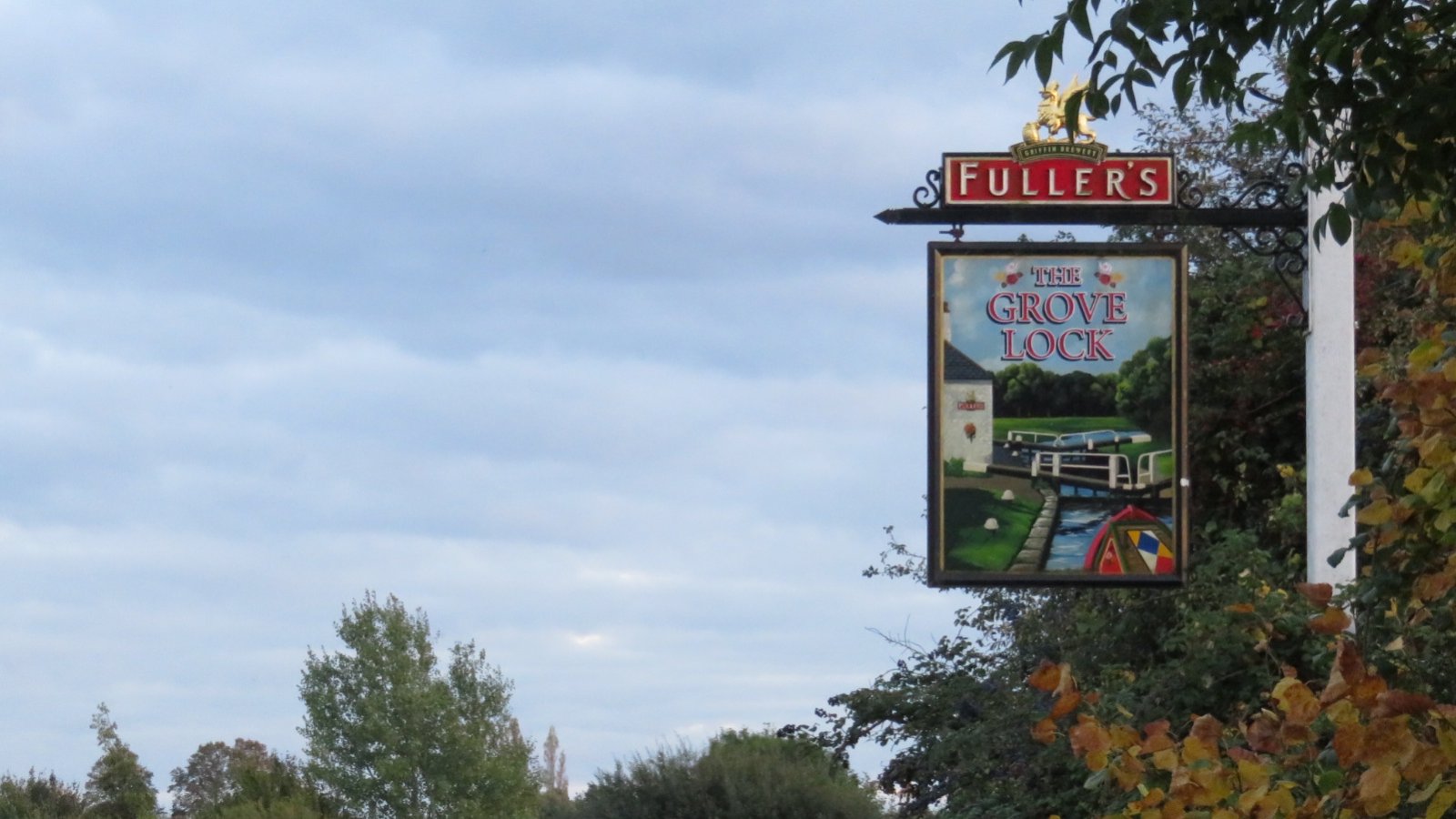 The Grove Lock, England