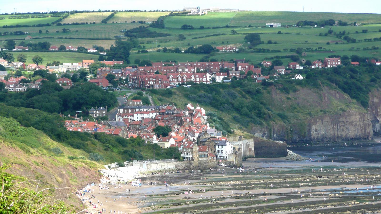 Robin Hood's Bay, England - image by Paul Stephenson https://commons.wikimedia.org/wiki/File:Robin_Hoods_Bay_(2978729345).jpg