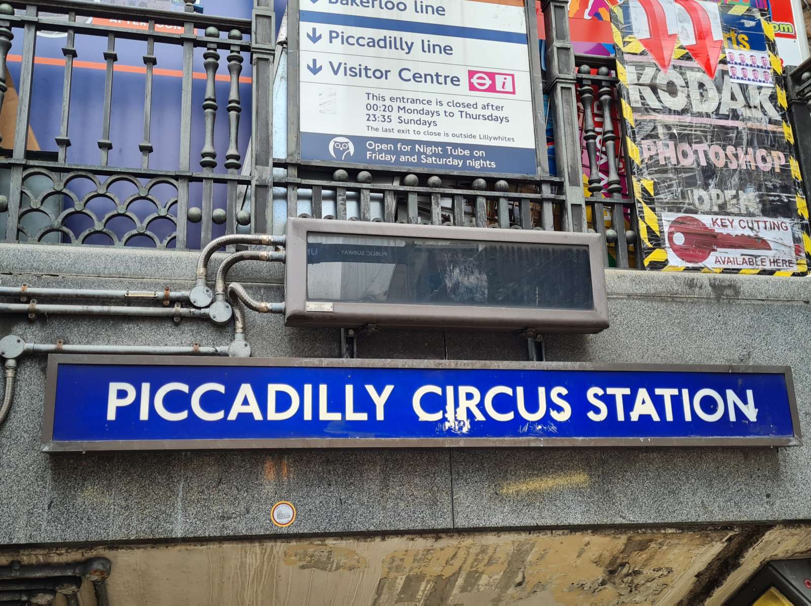 Piccadilly CIrcus Station, London Piccadilly CIrcus Station, London