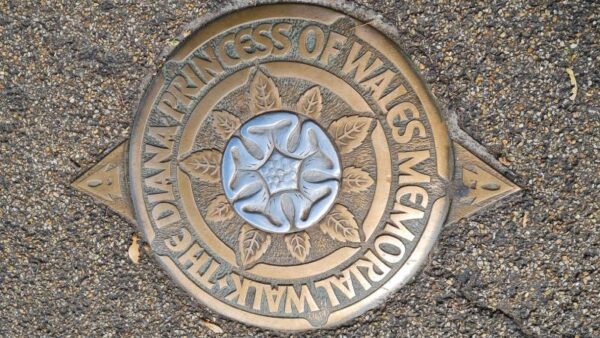 Diana Princess of Wales Memorial Walk, St James's Park